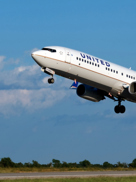 Well, We Aren't Going to Miss This.  Major US Airlines Drop Most-Hated Fee